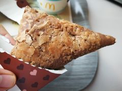 甜品站黑黑好巧三角派-麦当劳(展览馆店)