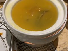 -雍和会海鲜姿造自助(湖东路店)