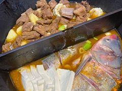 -鱼窝棚柴火铁锅炖(富山屯店)