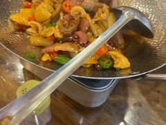-老唐三下锅 ·张家界地标美食(溪布街店)
