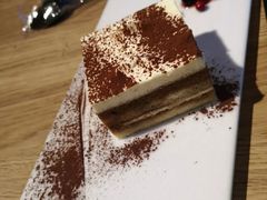 -必胜客(WOW象山涌金广场店)