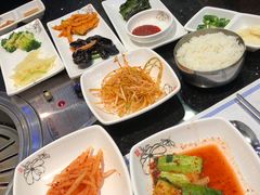 -青松馆韩国料理(香港中路佳世客店)