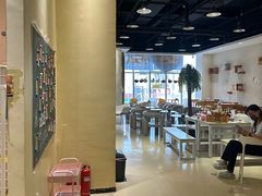 -藏猫猫咖啡主题馆(中央大道店)