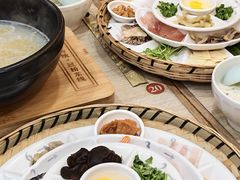 -花馬肆.云南过桥米线(汉神购物广场现场熬汤店)