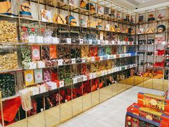 新年鱼子酱巧克力礼盒-VENCHI 闻绮(北京国贸商城店)