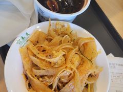 -老陈家擀面皮(平凉路店)