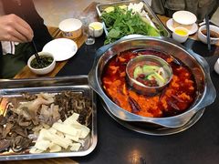 -金鼎雪山牦牛杂火锅(理县总店)