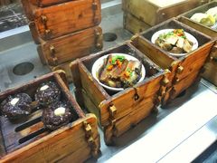 -东方红海鲜百汇(国际大厦店)