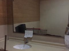 -卜蜂莲花(浦江城市生活广场店)