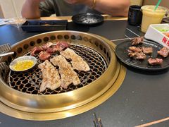 -極屋鮨牛 · 烧肉酒场(时代C馆店)