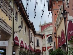 -佛罗伦萨小镇广佛名品奥特莱斯(疏港路店)