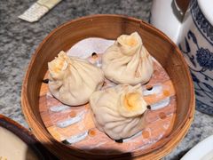 蟹黄灌汤包-南京大牌档(青岛万象城店)