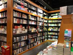 -西西弗书店&矢量咖啡(壹方购物中心店)