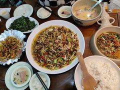 -三大钵江湖菜(空港店)