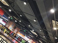 -第5大道精品休闲购物广场