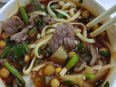 生烫鲜牛肉粉-江三王记牛杂馆(总店)