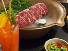 -三出山火锅(南京万象天地店)