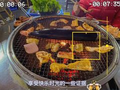 -小辣椒汤锅烧烤(温泉南街店)
