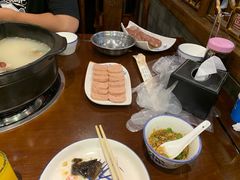 -亿诣蝎府炸酱面羊蝎子火锅(酷车小镇店)