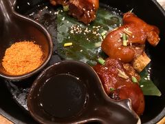 个旧烤猪蹄-云海肴·汽锅鸡·云南菜(美罗城店)