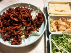 薄脆京酱肉丝-小吊梨汤·北京菜·烤鸭(鸟巢店)