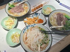 -鑫花溪牛肉米粉(凤凰街创始总店)