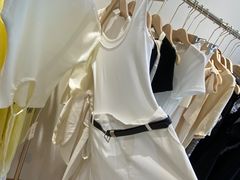 -眷顾自助服装工作室(中南金石国际广场A座店)