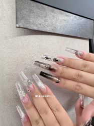 -隅日式美甲美睫專門店