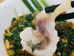 脆肉鲩鱼片打边炉-红日饭店(裕隆三路店)