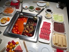 -海底捞火锅鲜切牛肉主题店(长寿路店)