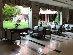 -上海南泉酒店(塘桥地铁站店)