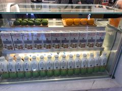 -CoCo都可(湖滨银泰店B区店)