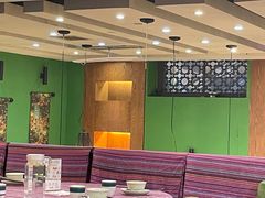 -香巴拉云南餐厅(华莱坞店)