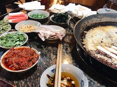 -星鸿社重庆老火锅(燃灯寺分店)