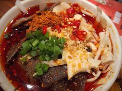 -炉小二铜锅牛蛙•川湘菜(三里屯店)
