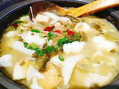-周鱼小馆石锅酸菜鱼(活力汇店)