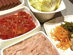 -海底捞火锅(中商百货夜宵主题店)