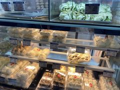 面包甜点陈列柜-白玉兰食品(甜云店)