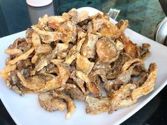 椒盐蘑菇-都江堰石锅鱼
