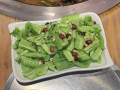 -咱屯子铁锅炖直营店(保利店)