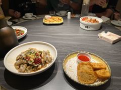 -梁家大院•农家菜(昆山会展中心店)