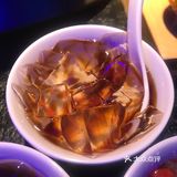 以为是沙拉酱，吃起来有芥末的味道，还不错的说