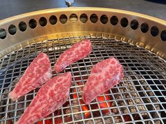-铭牛烧肉·和牛海鲜自助(高新月牙湖店)