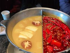 -湊湊火锅·茶憩(新中关购物中心店)