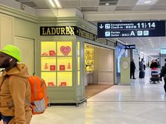 -ladurée(戴高乐机场T 2F店)