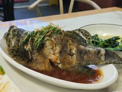 -四川小胡子海鲜(丁村万人海鲜广场店)