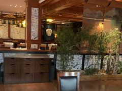 -八府香鸭·啫啫煲(华山路店)