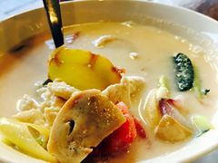-Dang restaurant (patong phuket)