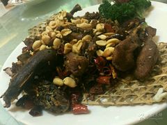 -宜宾海鲜酒家·三十年老字号