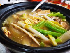 -鲤鱼塘农家山庄